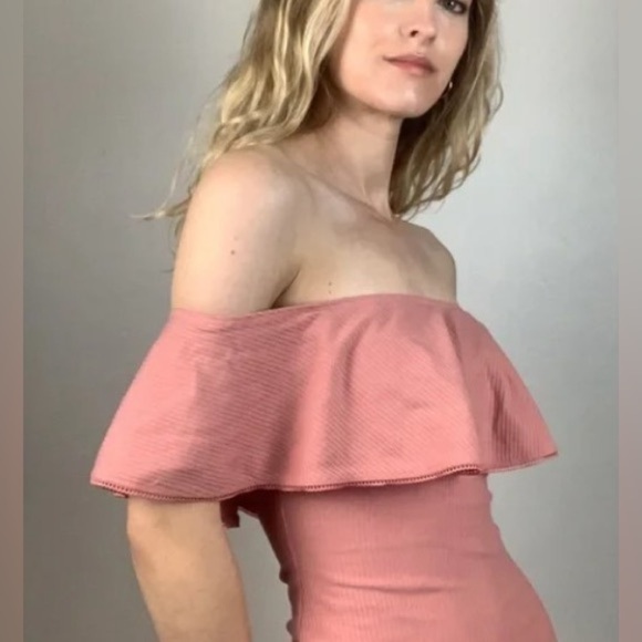 REFORMATION Bateau Neckline Pnk Stretch Banana Ribbed Off Shoulder Mini Dress XS - Picture 1 of 7